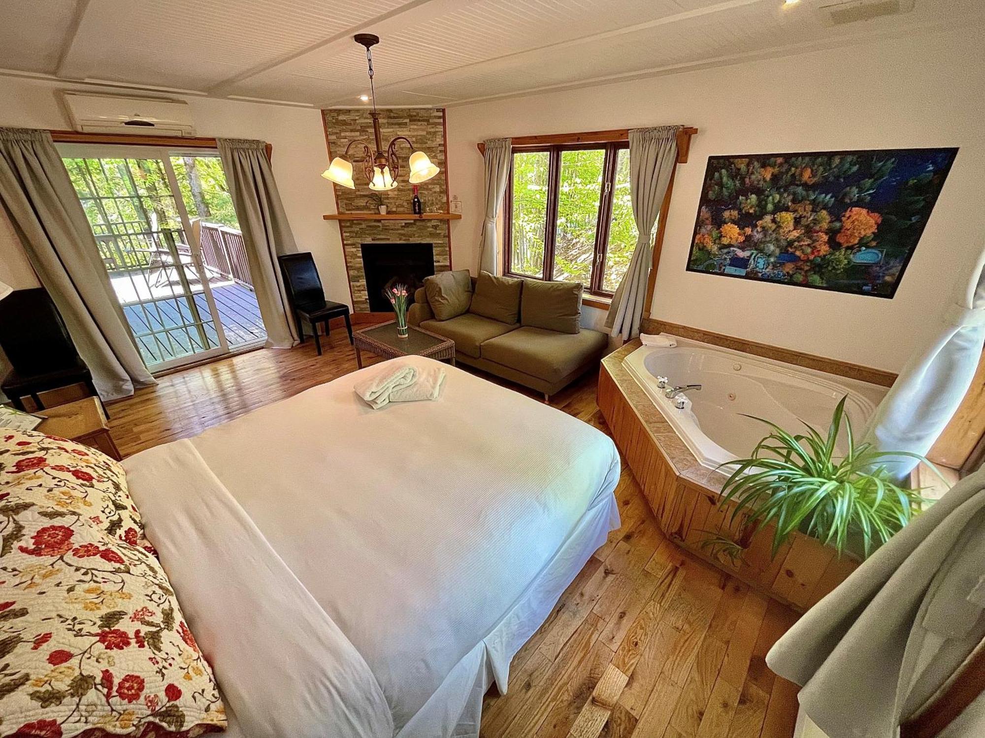 Auberge Spa & Beaux Reves แซ็ง-ตาแดล ภายนอก รูปภาพ