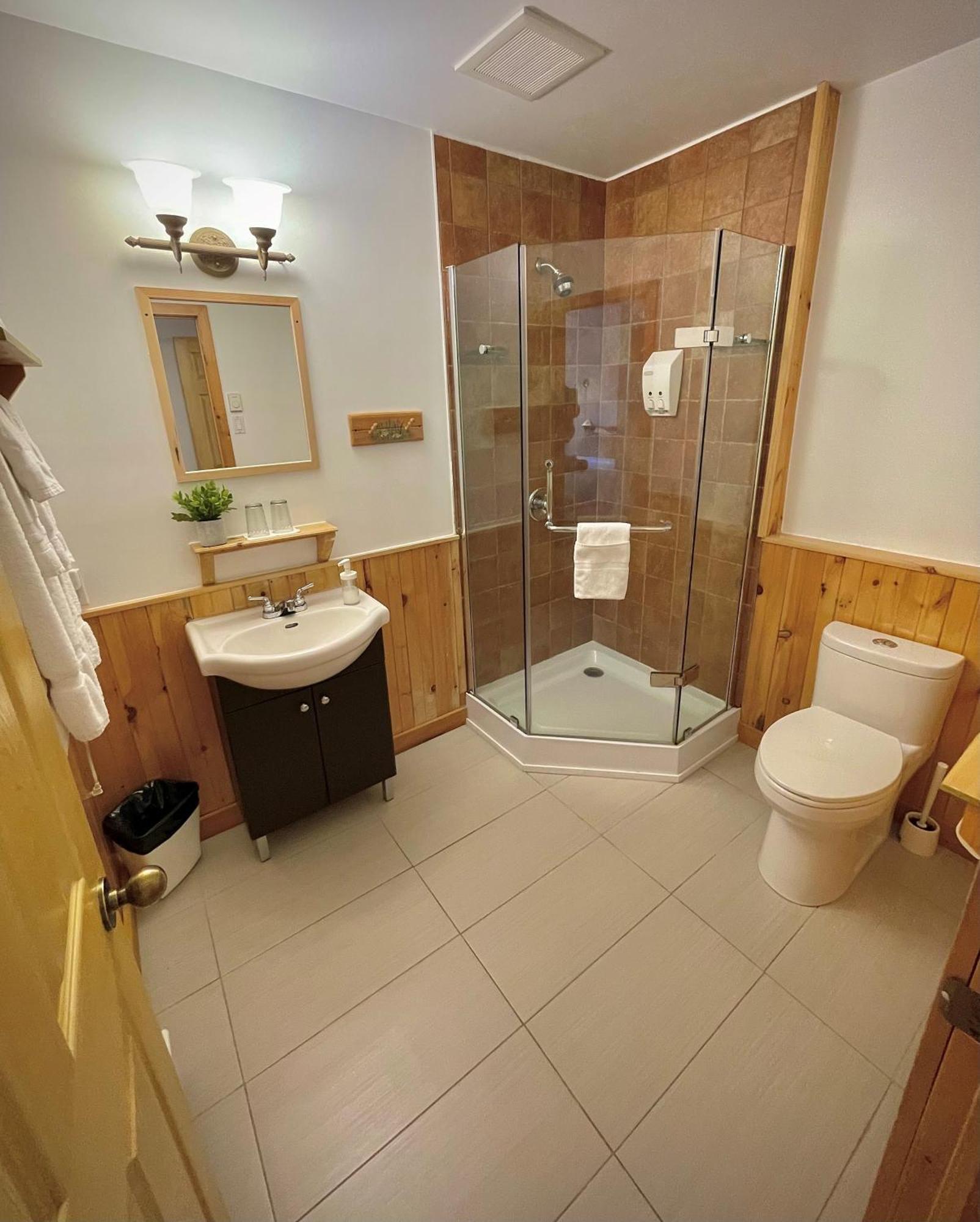 Auberge Spa & Beaux Reves แซ็ง-ตาแดล ภายนอก รูปภาพ